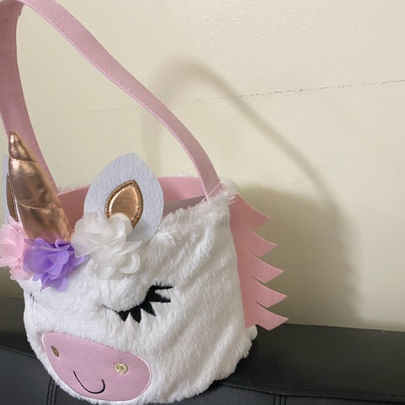 NWOT - Kids Unicorn Easter Basket - Picture 3 of 5
